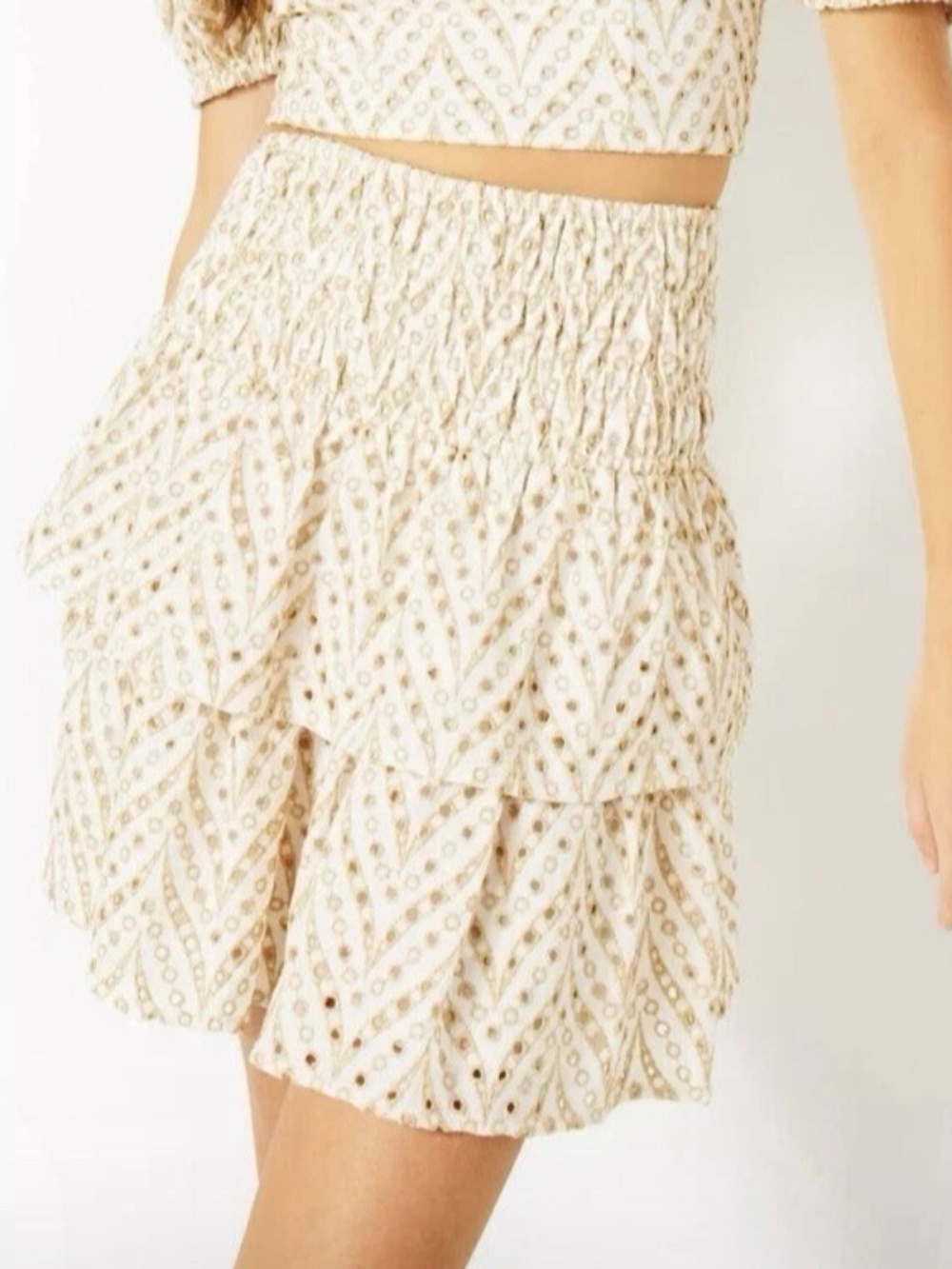 Lilly Pulitzer Yara Eyelet Skirt Sand Bar Mermaid Tail Metallic - size 8